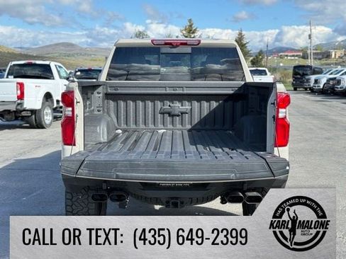 New 2026 Chevrolet Silverado 1500 ZR2 w/ Dark Appearance Package AWD/4WD image 5