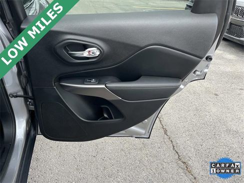 Certified 2019 Jeep Cherokee Limited image 20