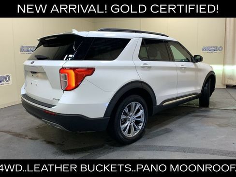 Used 2022 Ford Explorer XLT w/ Equipment Group 202A AWD/4WD image 3