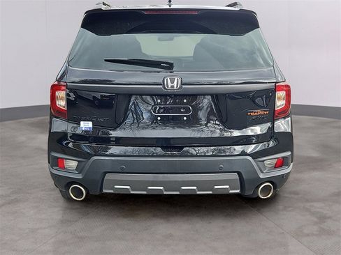 Certified 2023 Honda Passport TrailSport image 5