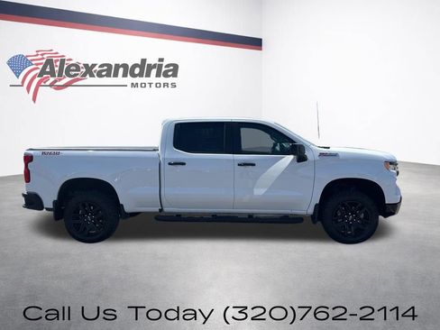 Certified 2025 Chevrolet Silverado 1500 LT Trail Boss w/ Convenience Package II AWD/4WD image 5