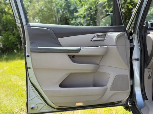 Used 2011 Honda Odyssey EX image 15