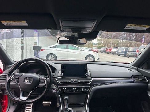 Used 2020 Honda Accord Sport image 16