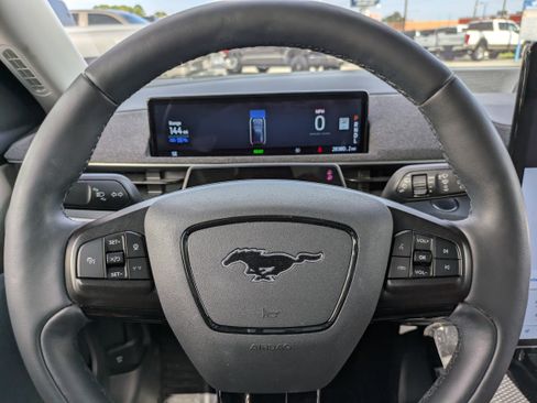 Used 2021 Ford Mustang Mach-E Premium image 28
