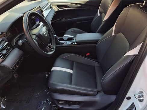 Certified 2025 Toyota Camry SE w/ Convenience Package FWD image 18