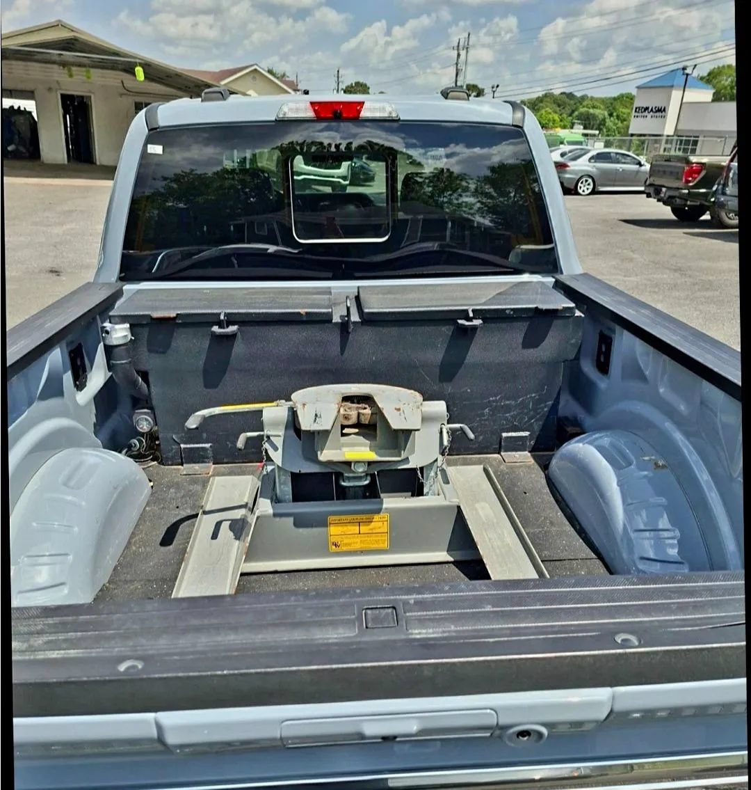 Used 2024 Ford F250 Platinum AWD/4WD image 7