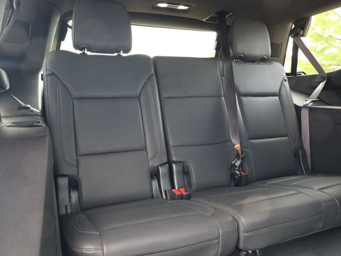 Used 2023 Chevrolet Tahoe Z71 w/ Z71 Off-Road Package image 37