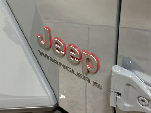 New 2026 Jeep Wrangler Unlimited Rubicon image 25