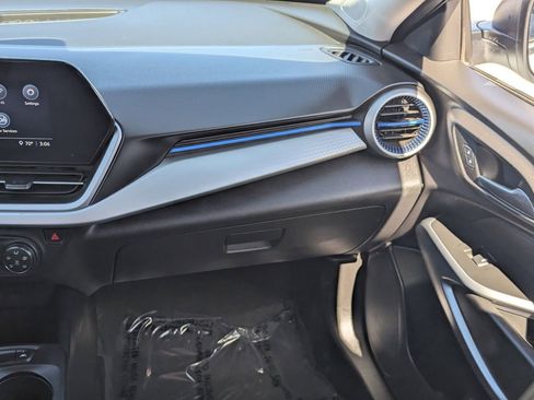 Used 2025 Chevrolet Trax LS image 15