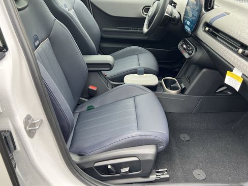 New 2026 MINI Cooper 4-Door Hardtop image 26