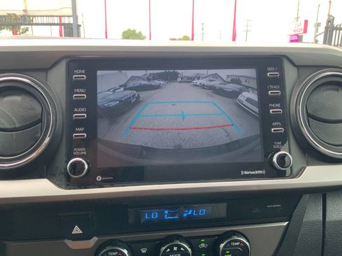 Used 2021 Toyota Tacoma SR5 RWD image 21