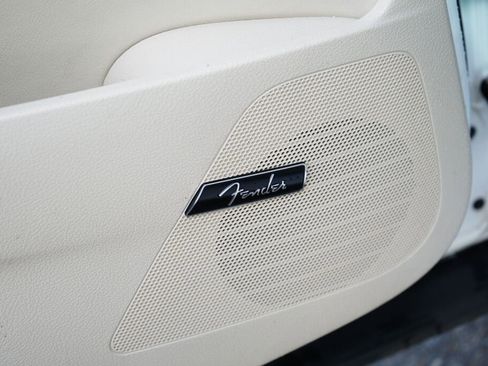 Used 2014 Volkswagen Tiguan SEL image 17