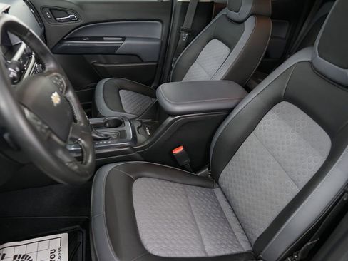 Used 2019 Chevrolet Colorado Z71 image 38