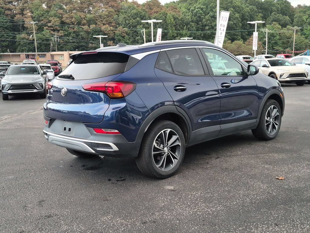 Used 2023 Buick Encore GX Select w/ Safety Package II AWD/4WD image 6