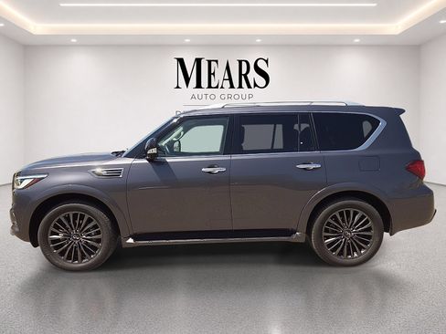 Used 2022 INFINITI QX80 Premium Select w/ Cargo Package RWD image 2