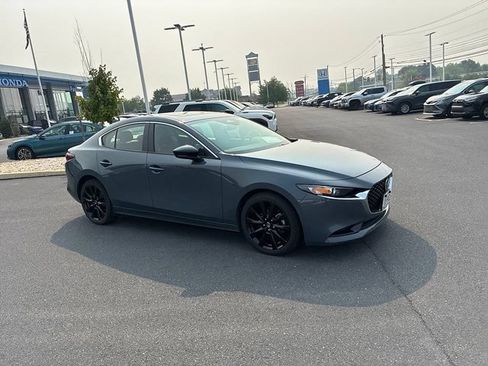 Used 2024 MAZDA MAZDA3 s AWD/4WD image 3