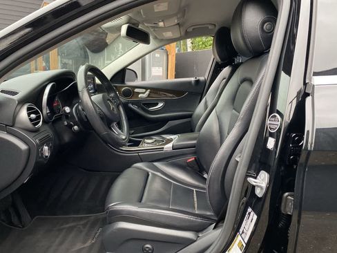 Used 2017 Mercedes-Benz C 300 Sedan image 14