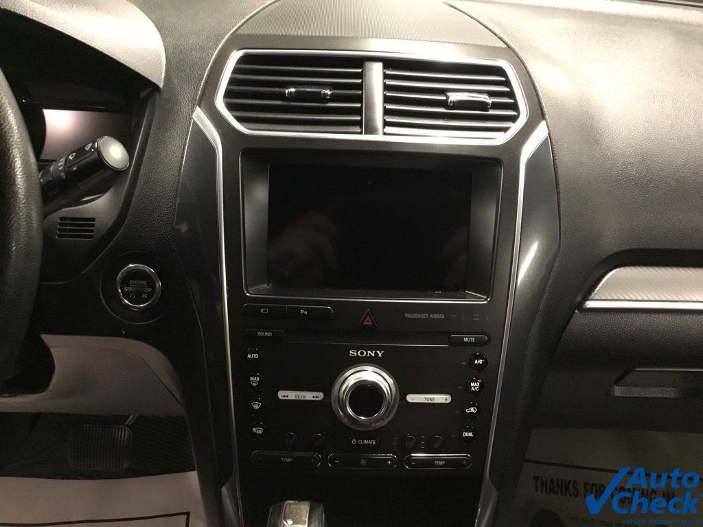 Used 2019 Ford Explorer Sport w/ Equipment Group 401A AWD/4WD image 52