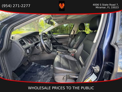Used 2017 Volkswagen Golf Wolfsburg Edition FWD image 12