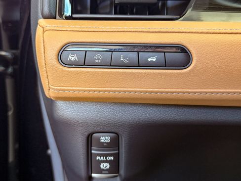 Used 2025 INFINITI QX80 Luxe AWD/4WD image 34