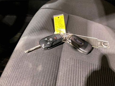 Used 2017 Ford F150 XLT w/ Equipment Group 302A Luxury image 10