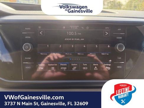 Used 2022 Volkswagen Taos SE image 26