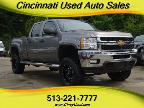 Used 2013 Chevrolet Silverado 2500 LT w/ Interior Plus Package AWD/4WD image 1