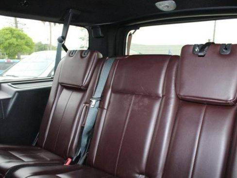 Used 2017 Ford Expedition EL Platinum image 37