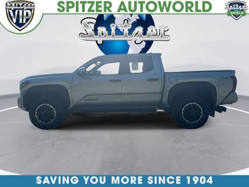 Used 2025 Toyota Tacoma TRD Off-Road w/ TRD Off Road Upgrade Package AWD/4WD image 4