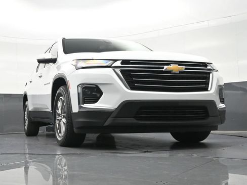 Used 2024 Chevrolet Traverse LT FWD image 31