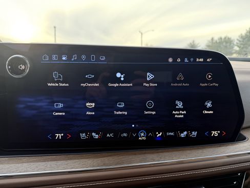 New 2025 Chevrolet Tahoe High Country AWD/4WD image 27