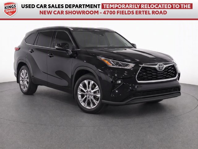 Used 2024 Toyota Highlander Limited AWD/4WD image 1