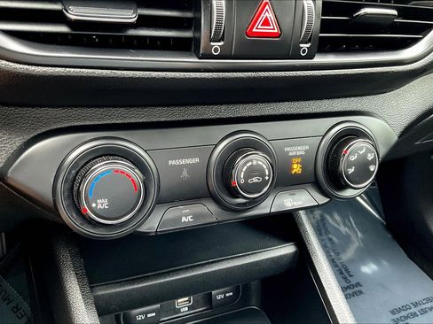 Certified 2023 Kia Forte LXS w/ LXS Technology Package FWD image 15
