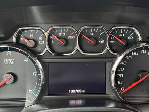 Used 2018 Chevrolet Silverado 1500 LT w/ LT Fleet Plus Package AWD/4WD image 10