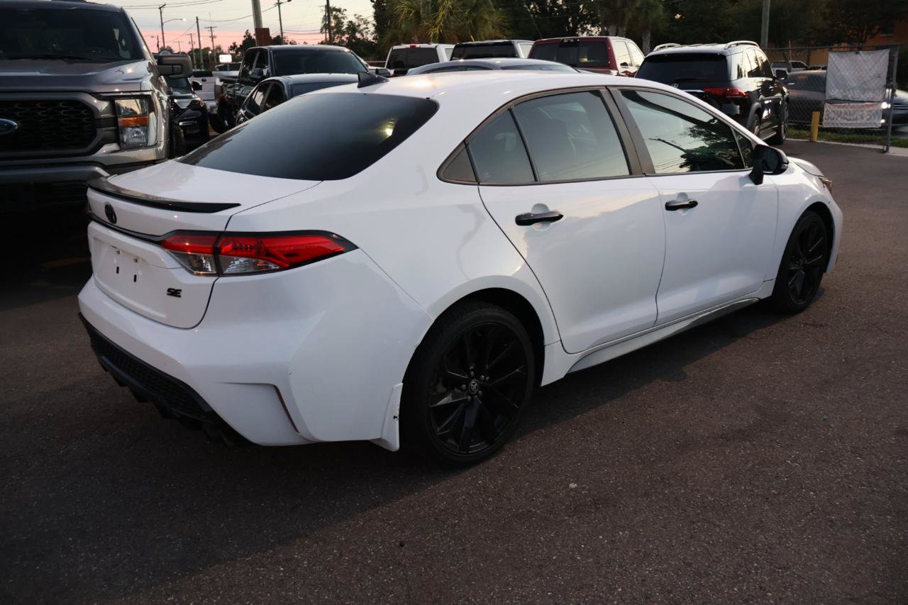 Used 2021 Toyota Corolla SE FWD image 5