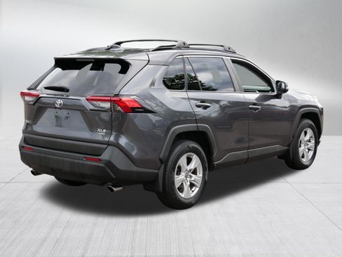 Used 2020 Toyota RAV4 XLE w/ Convenience Package AWD/4WD image 7