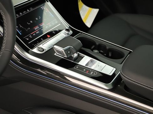 New 2026 Audi Q8 Premium Plus image 17