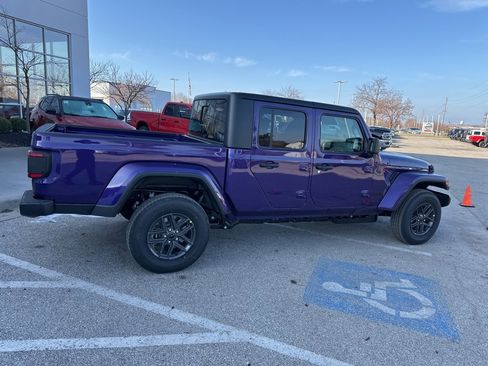 New 2026 Jeep Gladiator Sport image 33
