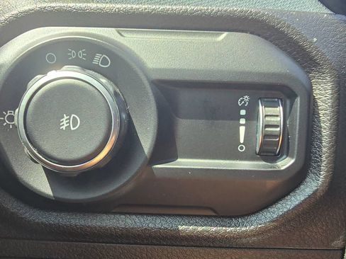 Used 2024 Jeep Wrangler Unlimited Sport AWD/4WD image 25