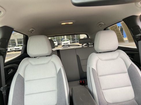 Used 2026 Chevrolet TrailBlazer LT FWD image 19