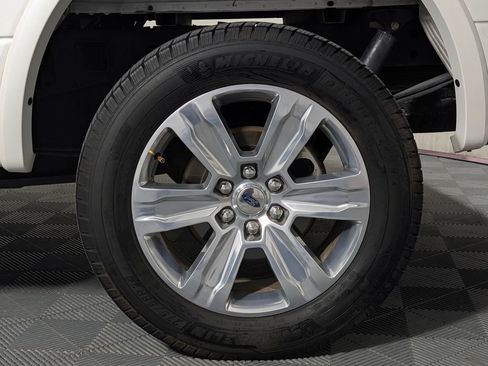 Certified 2019 Ford F150 Platinum w/ Equipment Group 701A Luxury AWD/4WD image 29