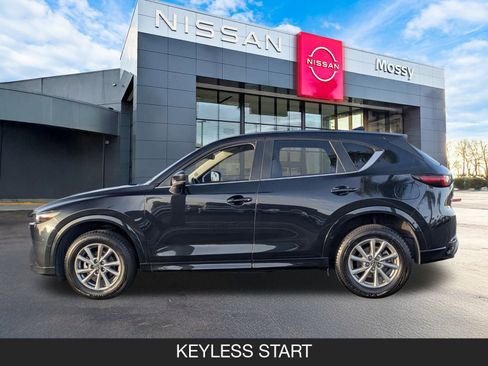 Used 2025 MAZDA CX-5 AWD 2.5 S w/ Select Package image 5