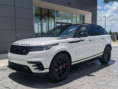 New 2025 Land Rover Range Rover Velar Dynamic SE