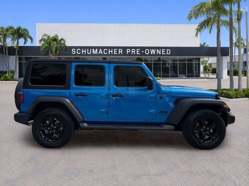 Used 2023 Jeep Wrangler Unlimited Sport AWD/4WD image 8