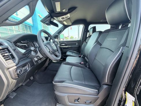 Used 2026 RAM 2500 Laramie AWD/4WD image 24