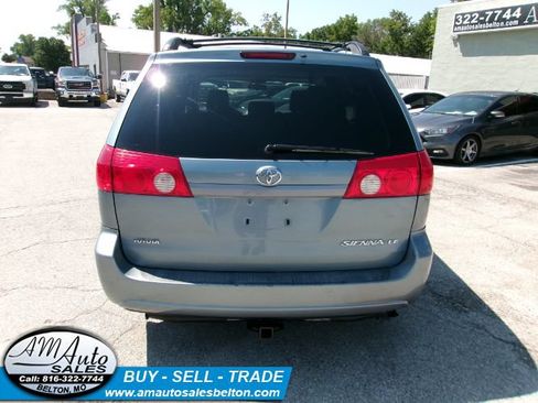Used 2009 Toyota Sienna LE FWD image 5