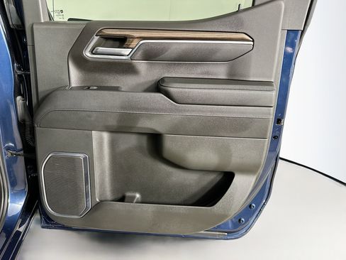 Used 2023 Chevrolet Silverado 1500 LT image 29