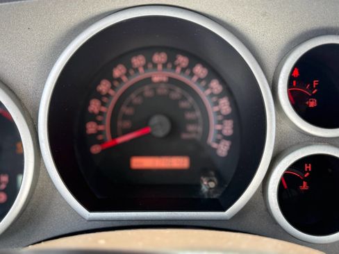 Used 2010 Toyota Tundra 2WD CrewMax image 18