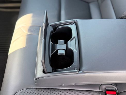 Used 2026 Toyota Crown Limited image 4