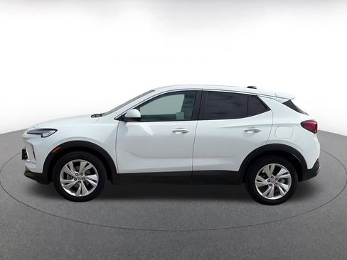 Used 2025 Buick Encore GX Preferred image 9